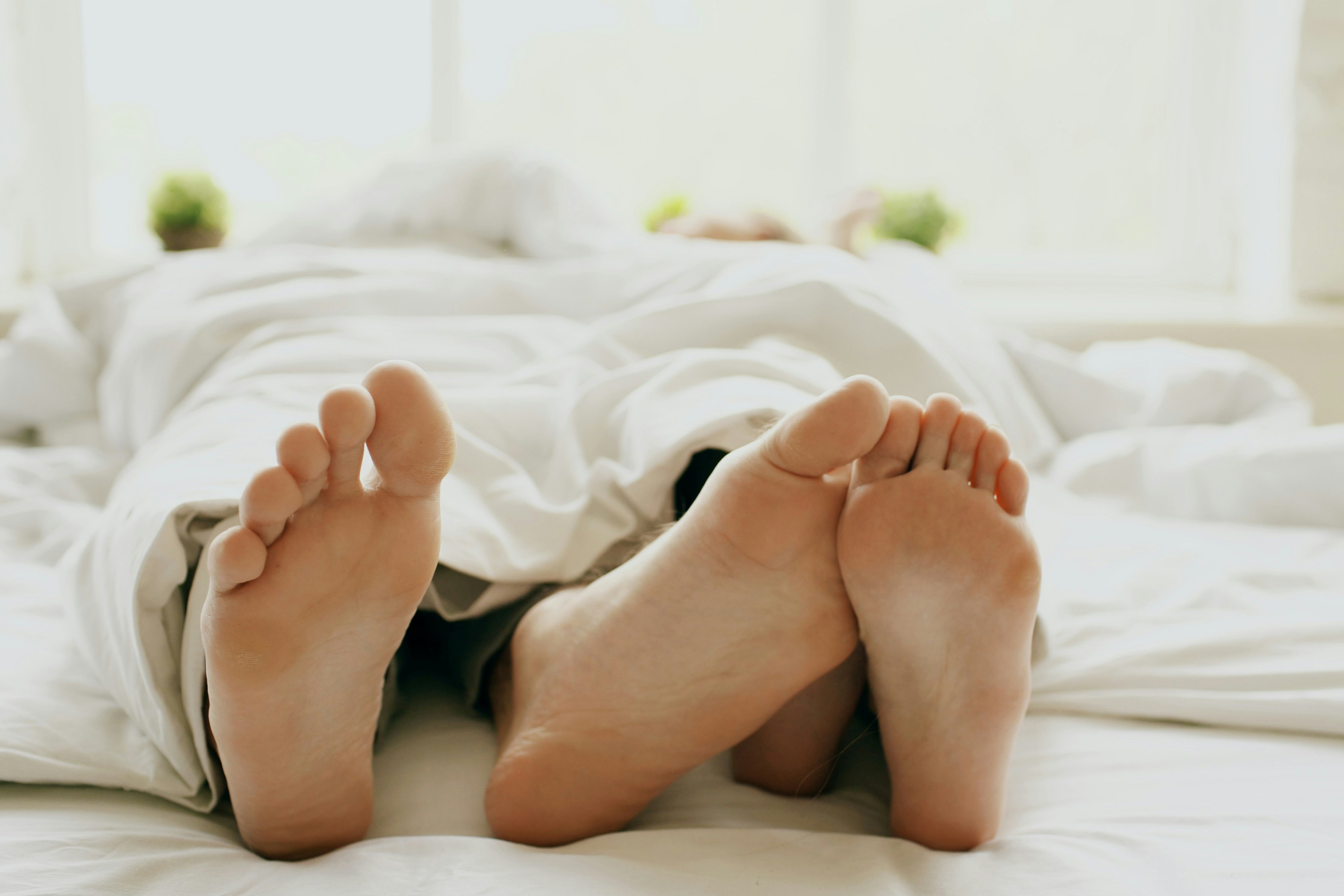 Aman atau Tidak? Fakta Medis Tentang Berhubungan Seks Saat Menstruasi